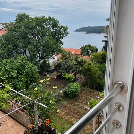 Apartments Romano Penzion