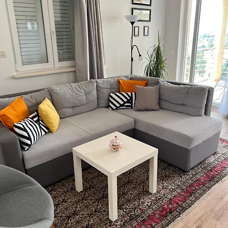Guest house Apartments Romano 3*