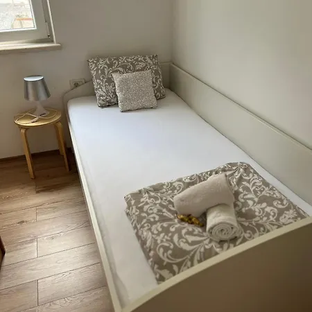 Guest house Apartments Romano 3*
