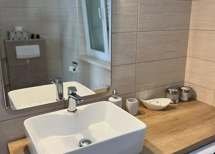 게스트하우스 아파트먼트 & 룸 아스트리드 