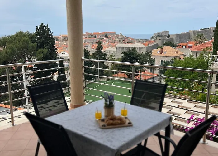 게스트하우스 아파트먼트 & 룸 아스트리드 