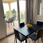 Apartments Romano Gostinjska kuća 3*