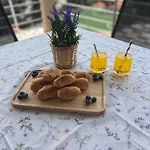 Apartments Romano 3*