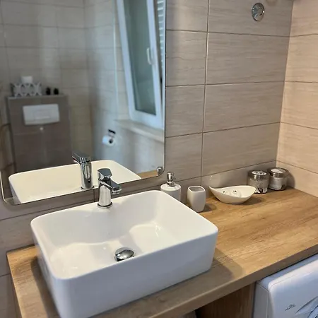 Pensionat Apartments Romano 3*