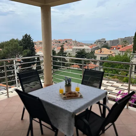 Pensionat Apartments Romano