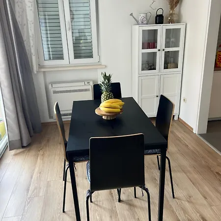 Apartments Romano